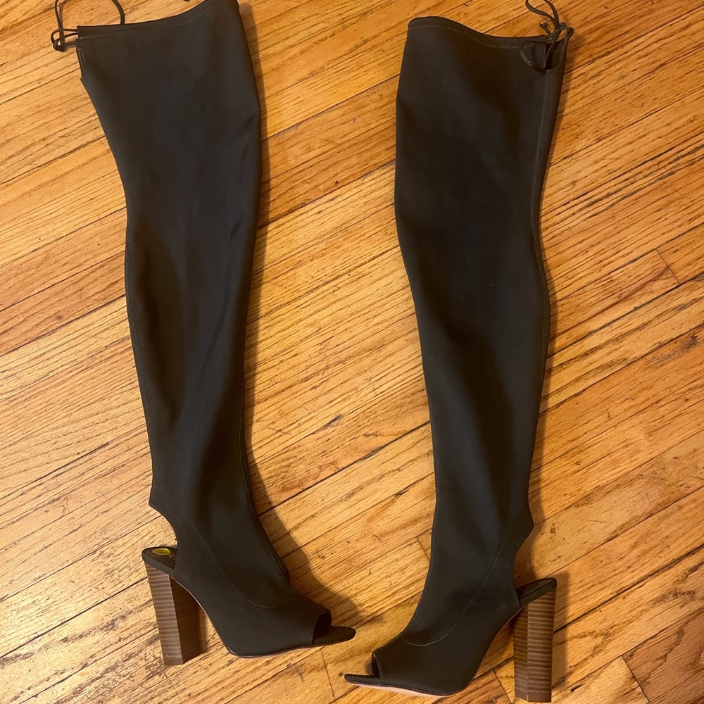 Summer new Olivia J  open toe over knee boots size 8